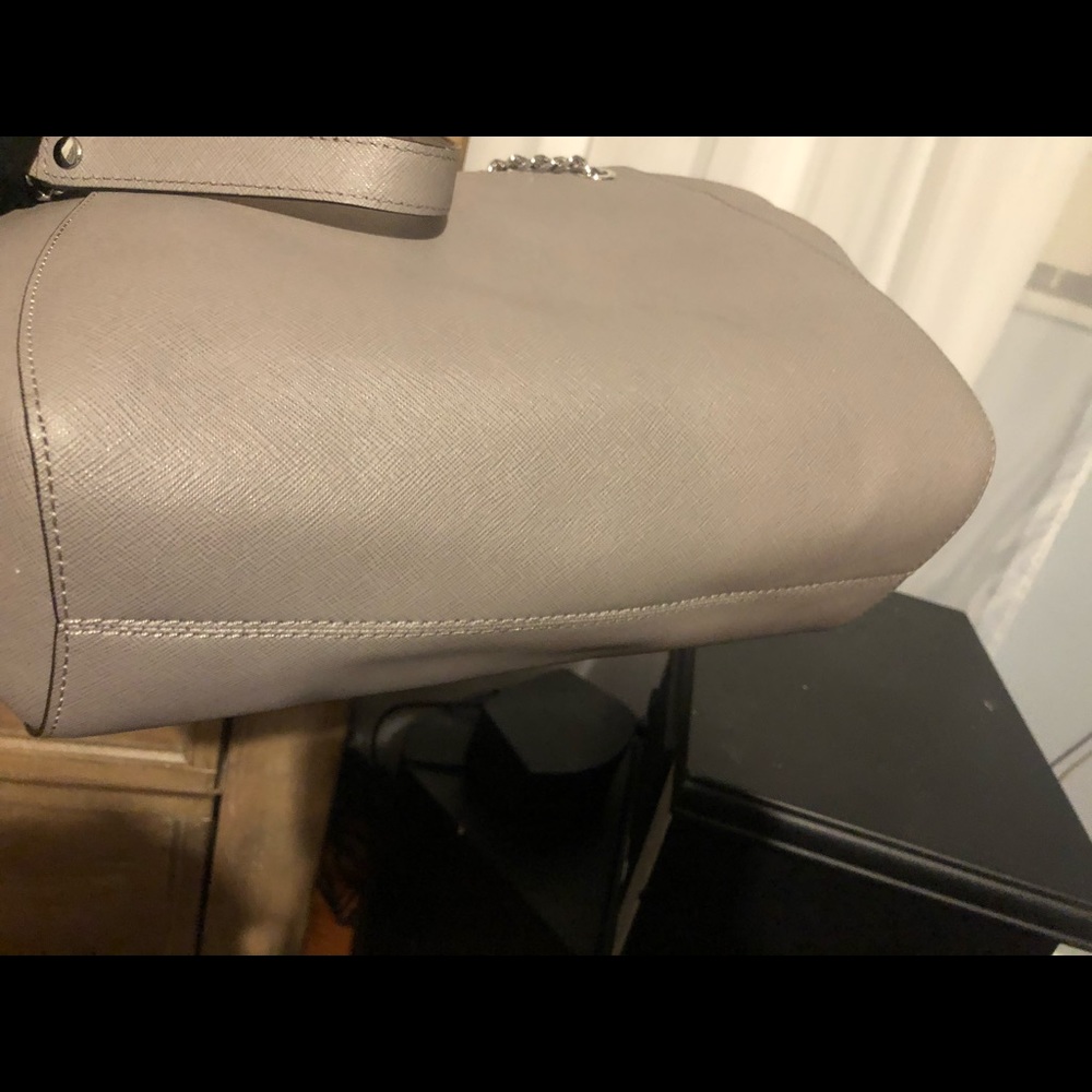 Michael Kors grey chain saffiano leather bag